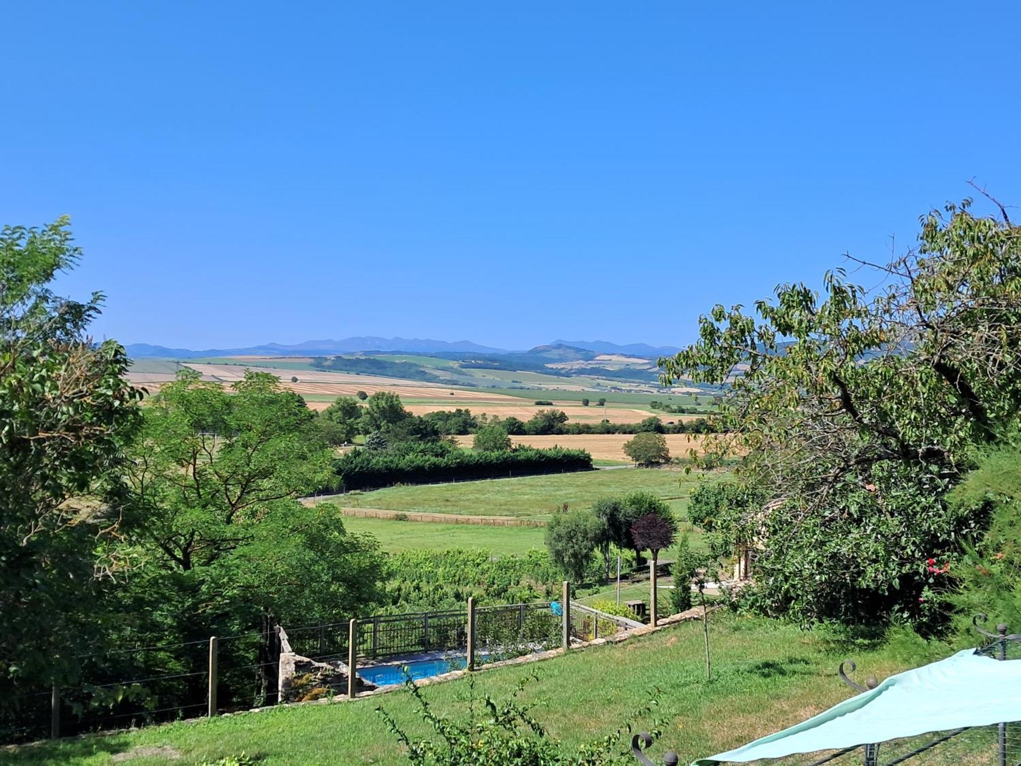 Mont2roux Montpeyroux (Puy-de-Dome)